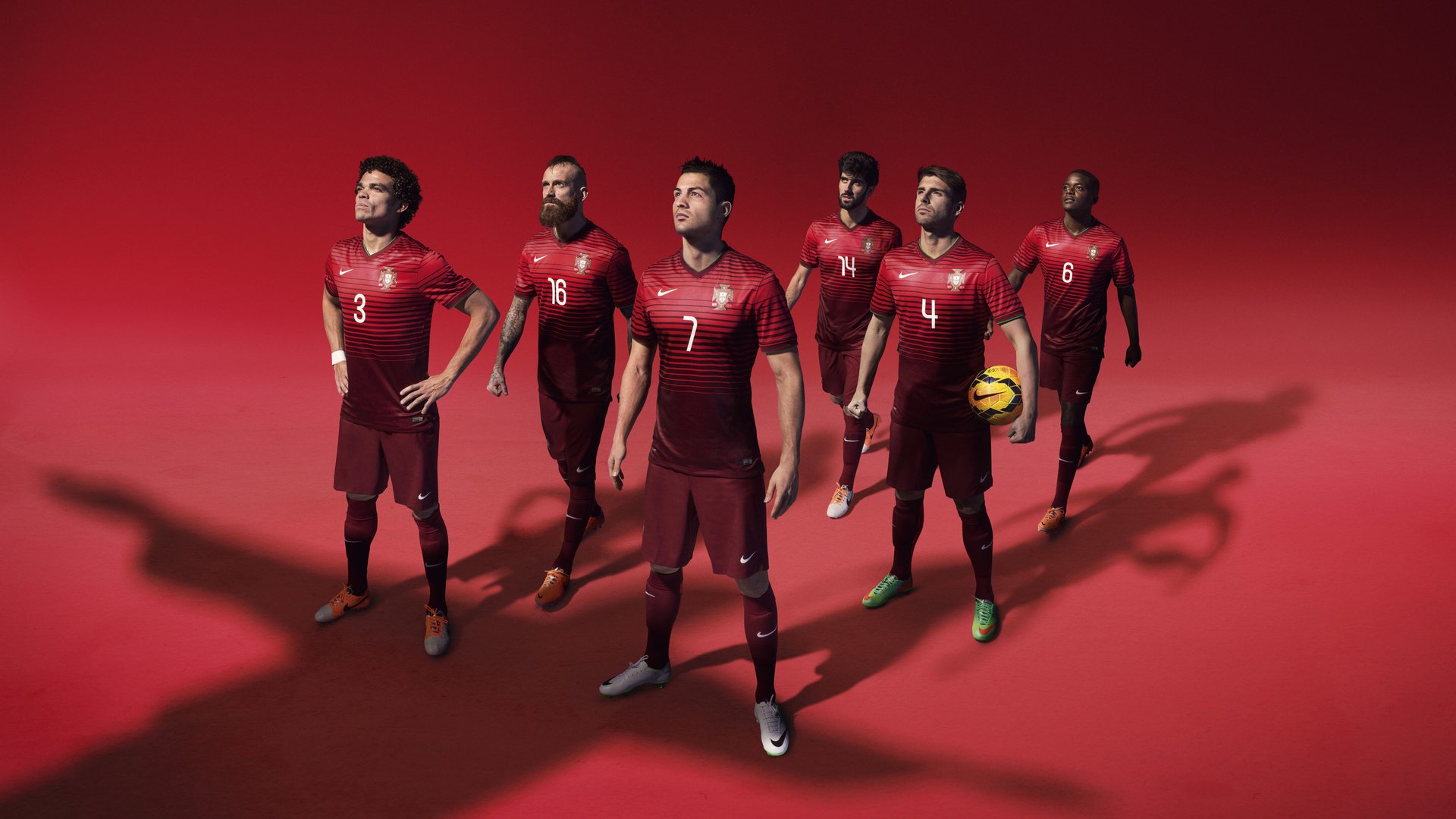 曼联计划在冬窗大力引援，补强球队阵容，曼联冬窗引援目标