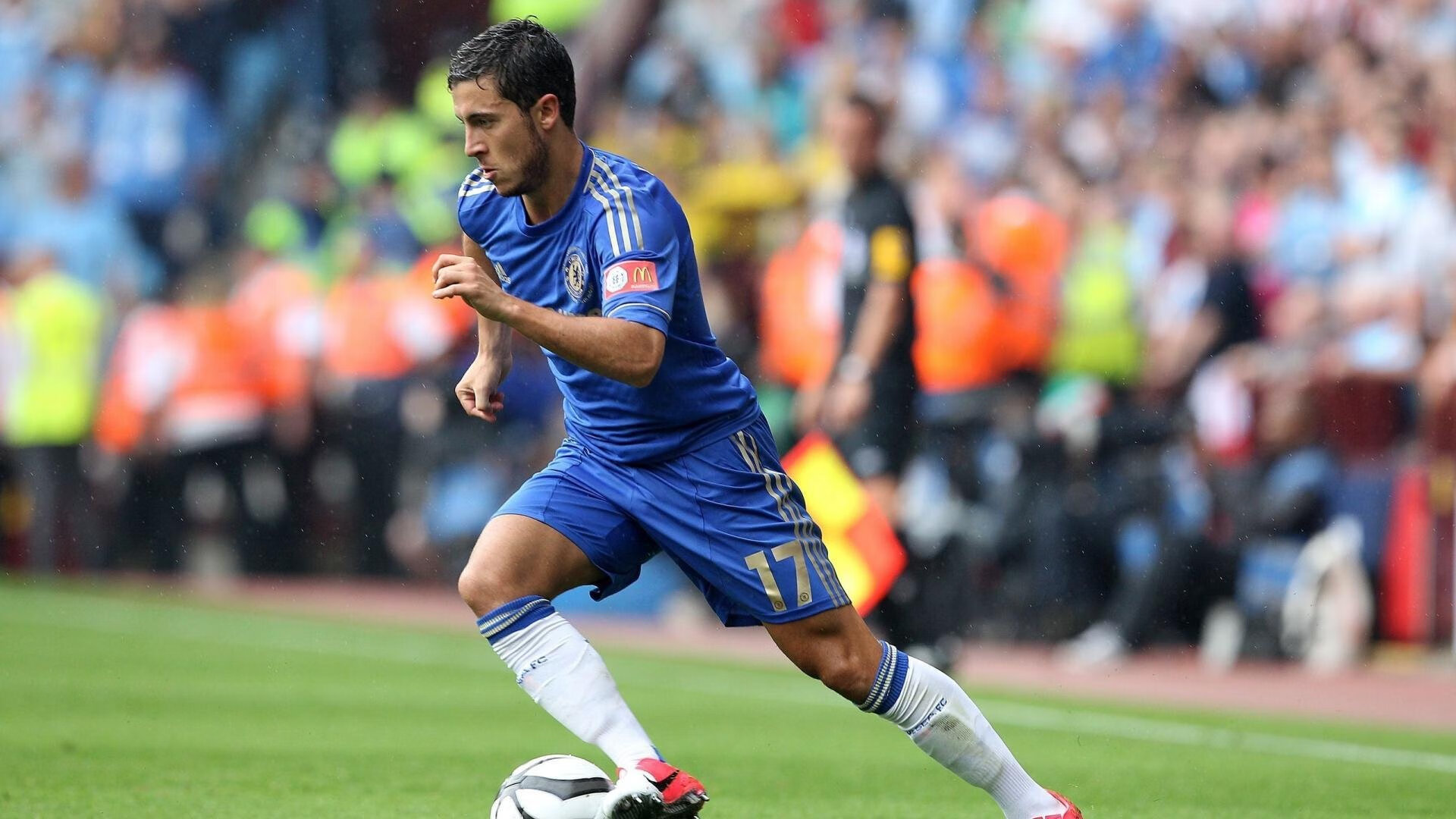 福登在大赛中的表现使其获得更多媒体与教练的认可，福登介绍